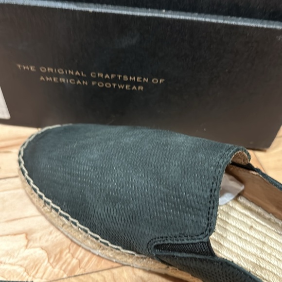 Brand New FRYE Slip on Loafers Shoes - Picture 3 of 6